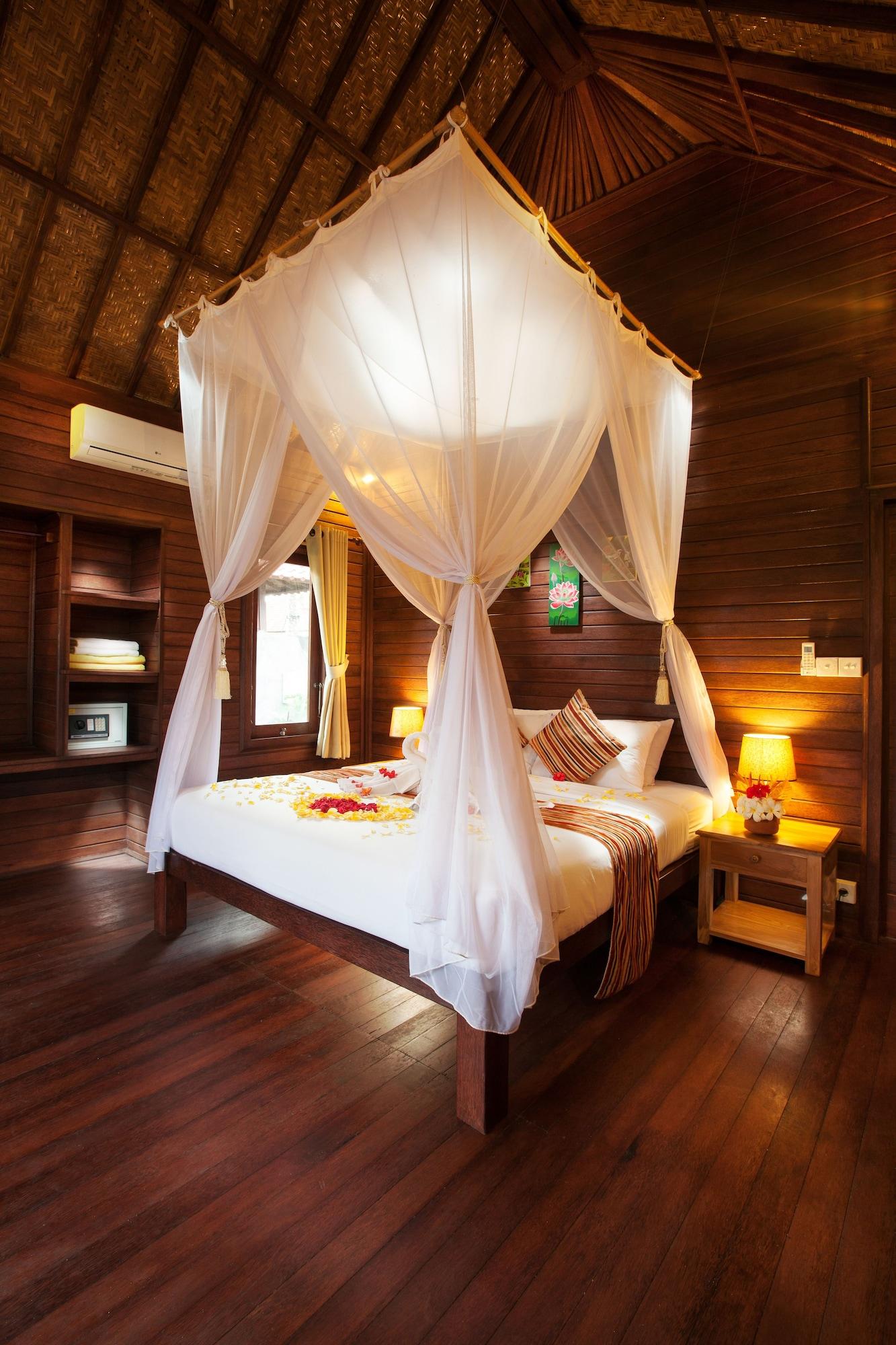 Abian Huts Dream Beach Lembongan Exterior photo