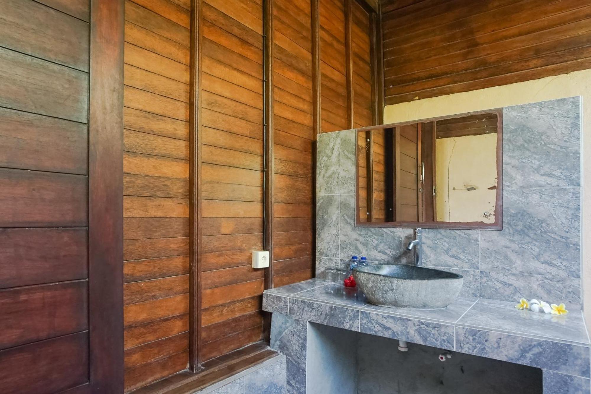 Abian Huts Dream Beach Lembongan Exterior photo