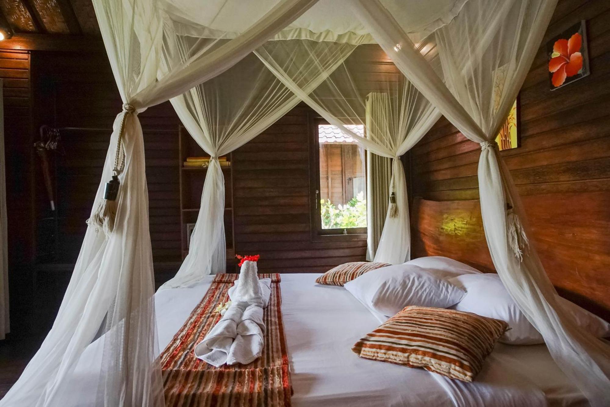 Abian Huts Dream Beach Lembongan Exterior photo