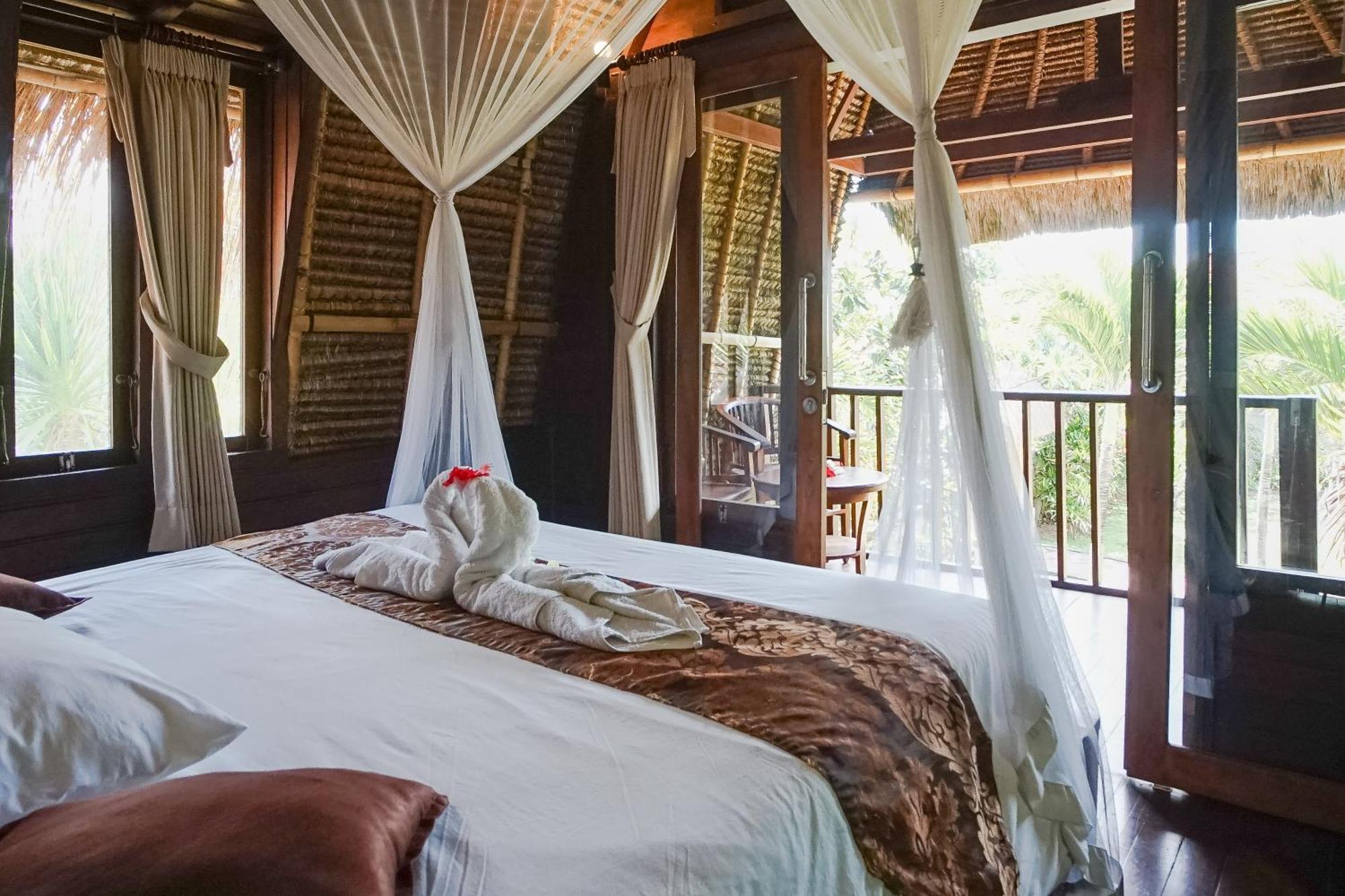 Abian Huts Dream Beach Lembongan Exterior photo